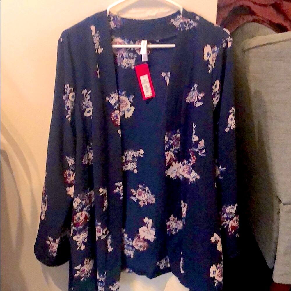 Navy floral patterned kimono style open front longline sweater, NWT